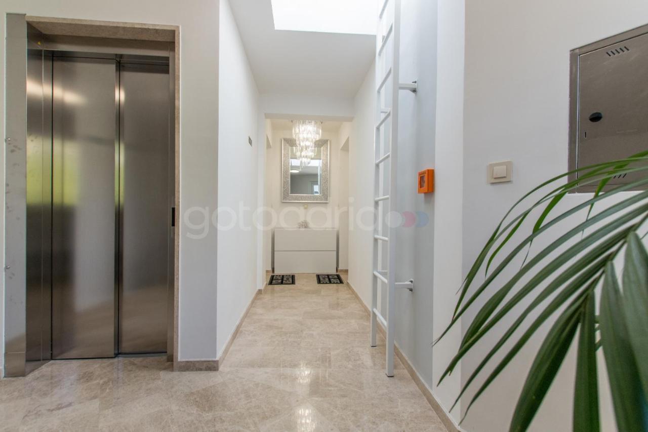 Appartement Exclusive Penthouse Big Blue With Private Jacuzzi à Makarska Extérieur photo