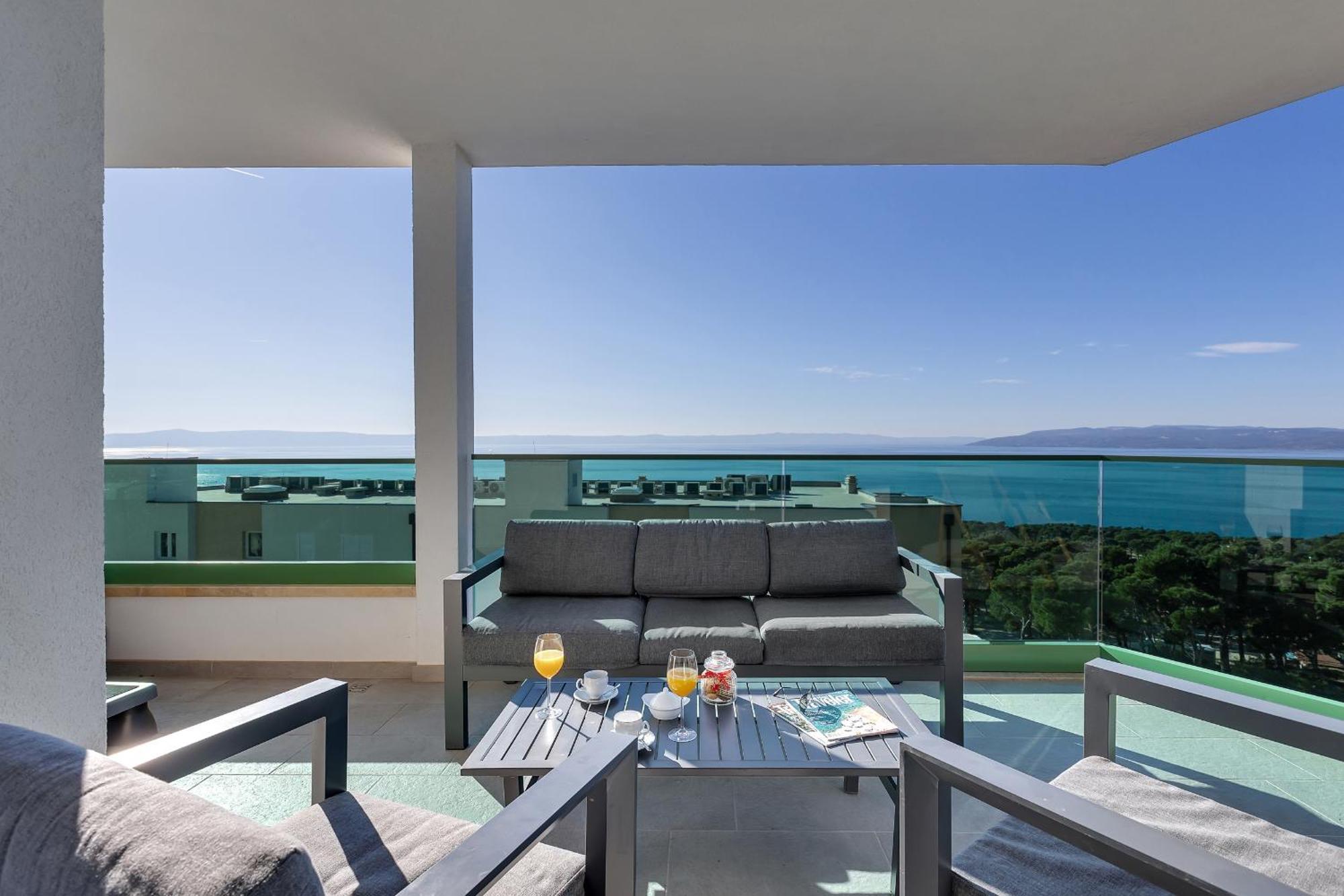 Appartement Exclusive Penthouse Big Blue With Private Jacuzzi à Makarska Extérieur photo