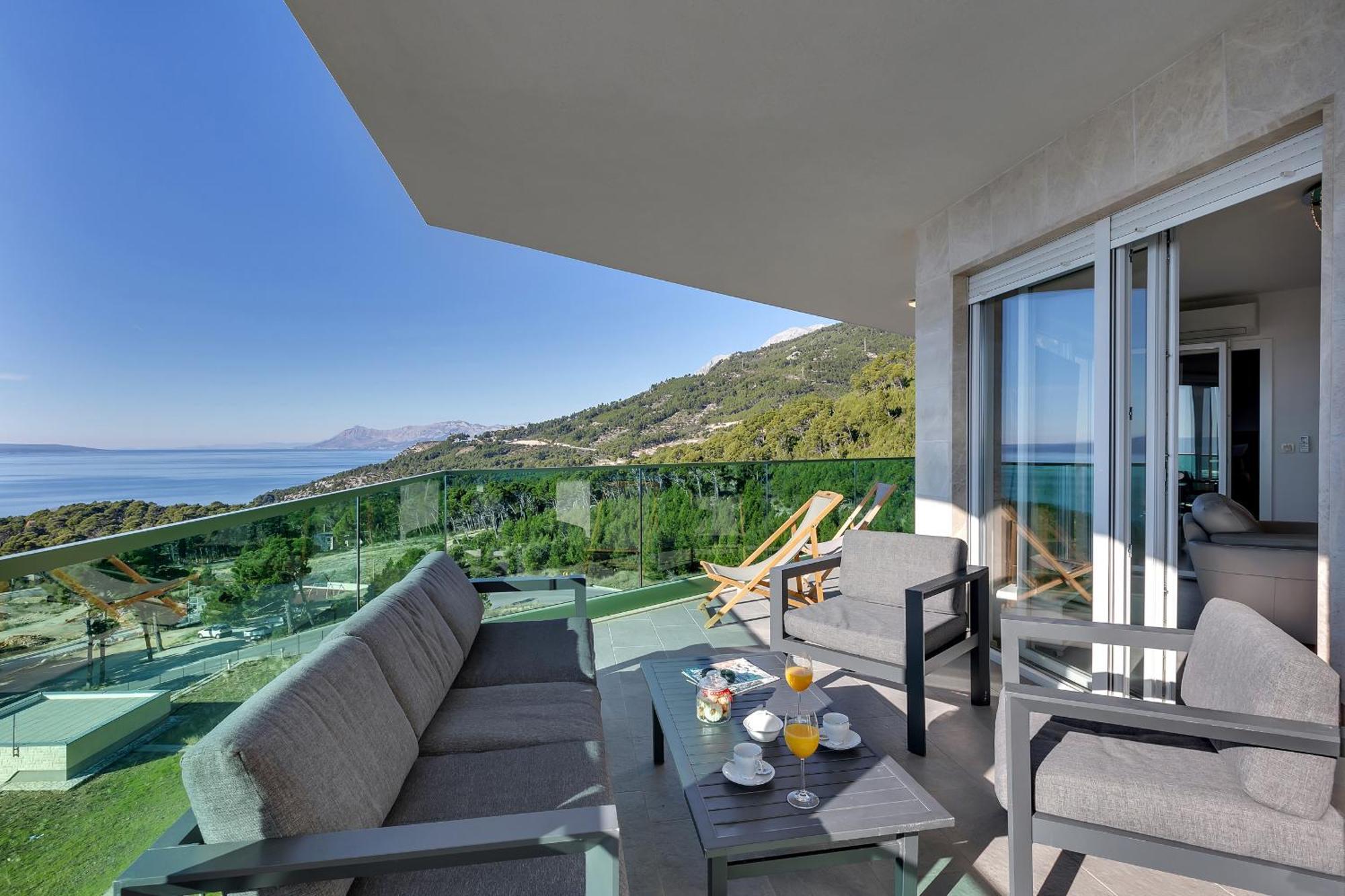 Appartement Exclusive Penthouse Big Blue With Private Jacuzzi à Makarska Extérieur photo