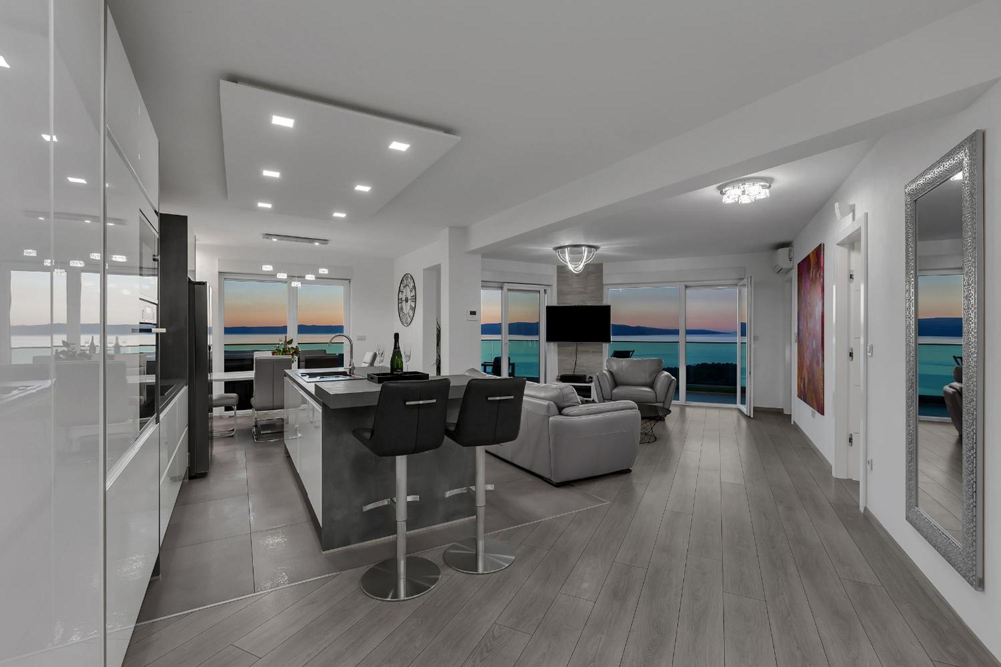 Appartement Exclusive Penthouse Big Blue With Private Jacuzzi à Makarska Extérieur photo