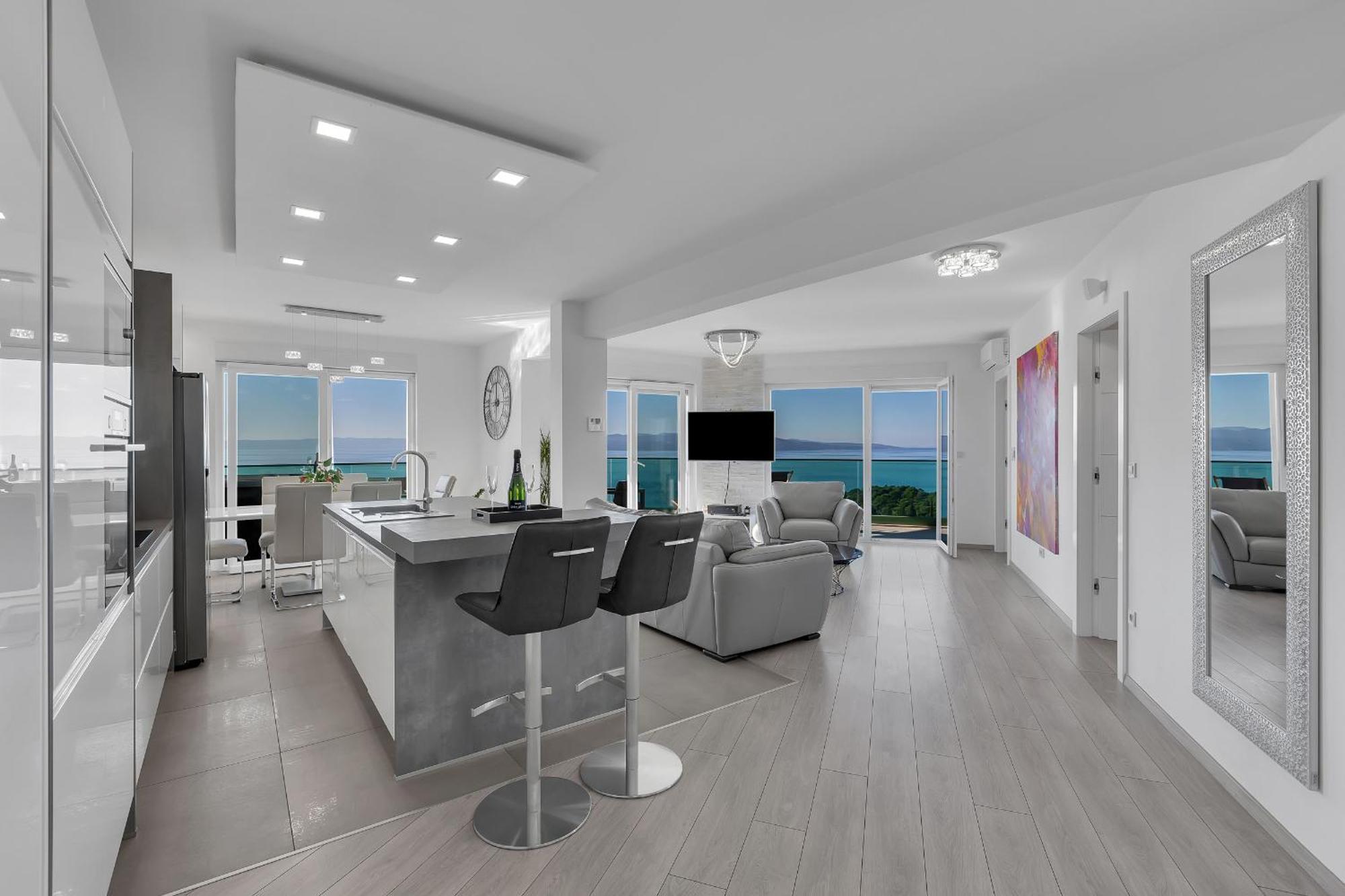 Appartement Exclusive Penthouse Big Blue With Private Jacuzzi à Makarska Extérieur photo