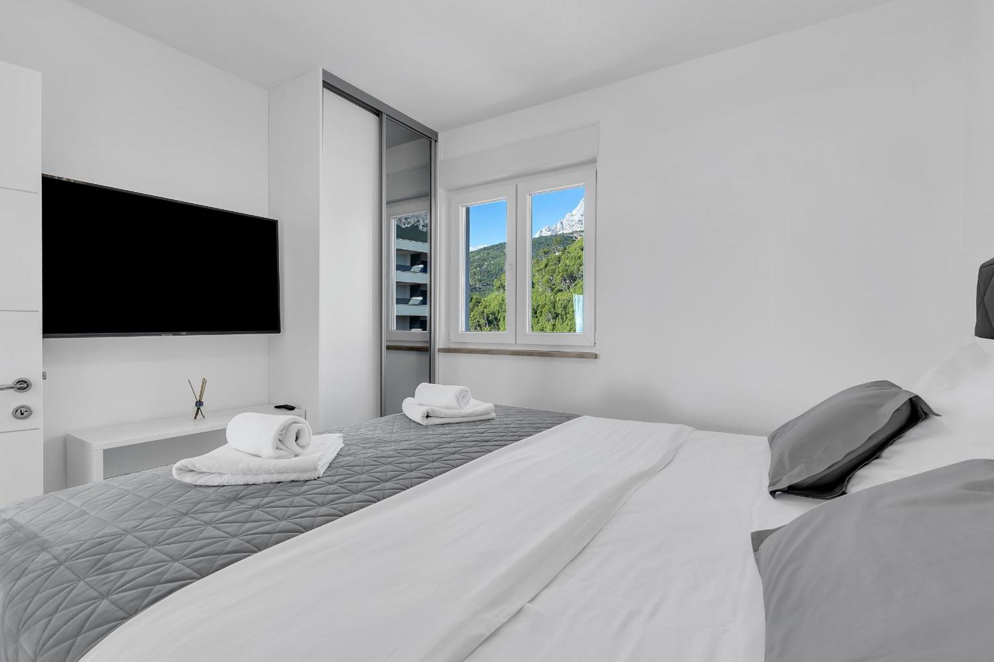 Appartement Exclusive Penthouse Big Blue With Private Jacuzzi à Makarska Extérieur photo